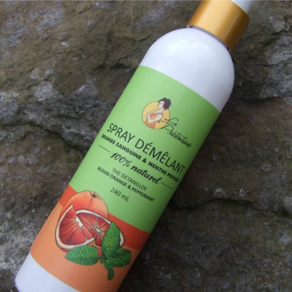 All natural Bloody orange and peppermint untangling spray - wonderfully efficient - little girls'mother salvation